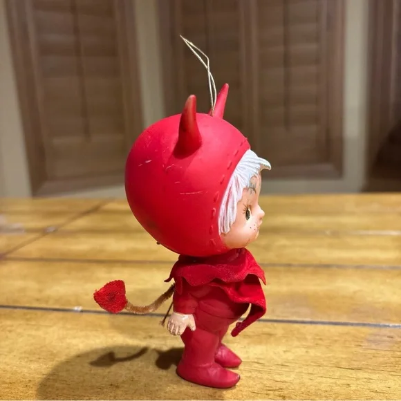 Vintage rare Devil diablo red rojo Doll ornament w defects Valentine’s Day decor - Picture 3 of 16